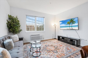 2 Bed Condo with Gym and Laundry Minutes from NYC Jersey City